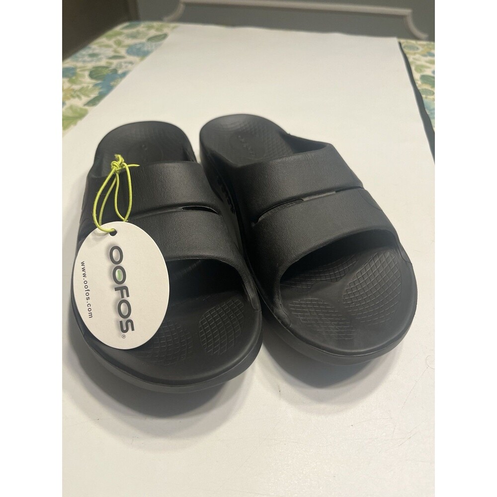OOFOS OOAHH Lightweight Recovery Black Slide Sandal Men’s 7 Women’s 9
